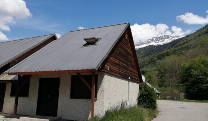 L'eau Dolle, maison 8 personnes avec jardin au bord de la rivière et à proximité de la remontée mécanique