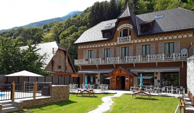 Auberge La Douce Montagne