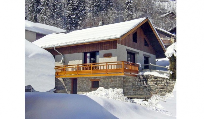 Charming Chalet in Champagny en Vanoise near Ski Area