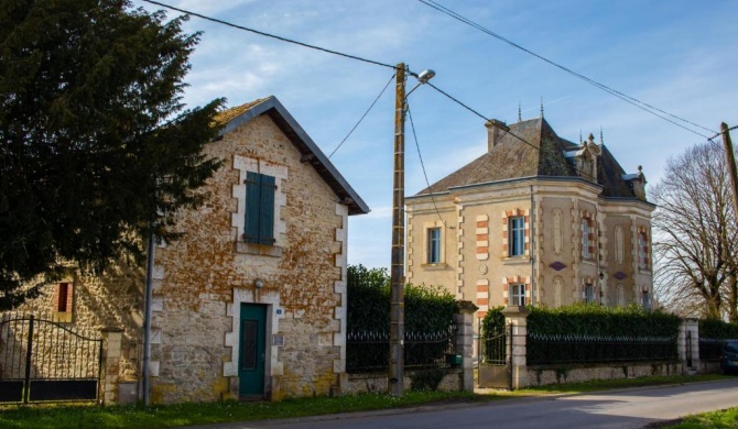 3 Quartier de la Gare Charroux (Gite)