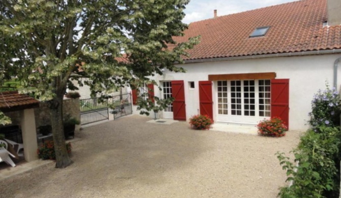 Gîte Charroux - Allier, 4 pièces, 7 personnes - FR-1-489-271