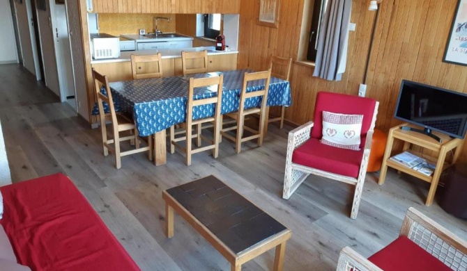 Appartement Courchevel 1650, 3 pièces, 8 personnes - FR-1-514-19