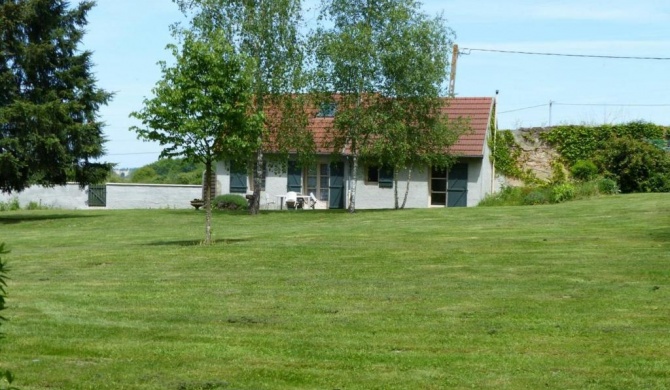 Gîte Dompierre-sur-Besbre, 3 pièces, 4 personnes - FR-1-489-174