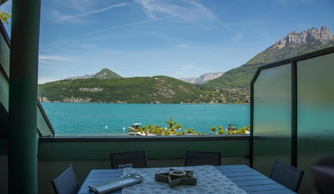 La Baie des Voiles pieds dans l'eau, 12 Apts du studio au Duplex by Location lac Annecy, LLA Selections