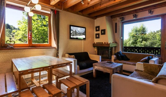 Appartement La Clusaz, 4 pièces, 6 personnes - FR-1-437-54