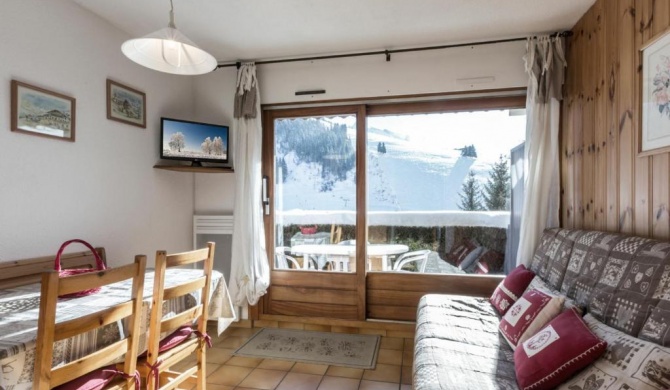 Appartement La Clusaz, 2 pièces, 5 personnes - FR-1-304-53