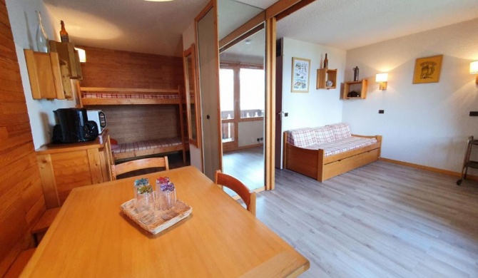 Appartement La Plagne, 1 pièce, 4 personnes - FR-1-353-74