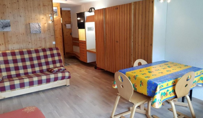 Studio Les Arcs 1600, 1 pièce, 3 personnes - FR-1-411-413