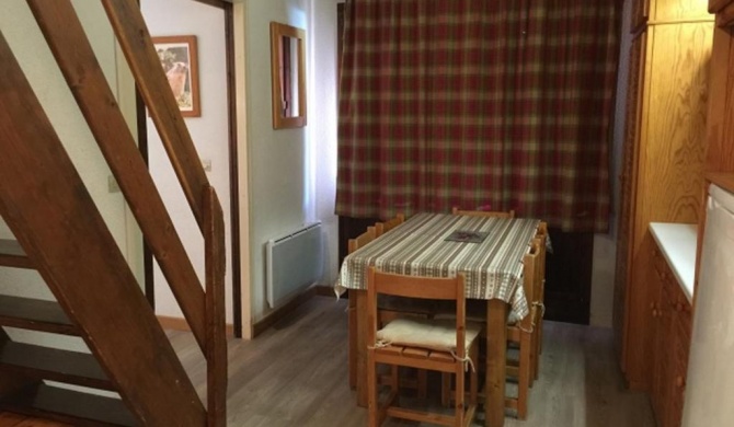 Appartement Les Menuires, 3 pièces, 6 personnes - FR-1-178-91