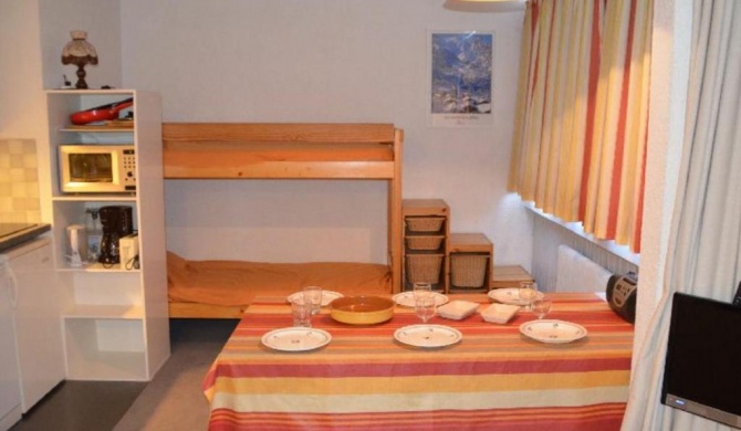 Studio Les Menuires, 1 pièce, 4 personnes - FR-1-452-247