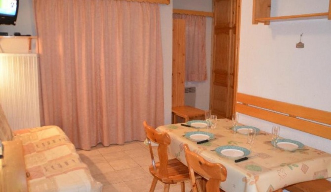 Studio Les Menuires, 1 pièce, 4 personnes - FR-1-452-32