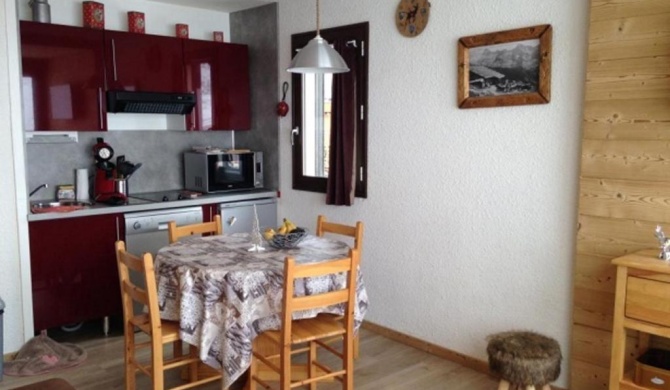 Appartement Les Menuires, 2 pièces, 5 personnes - FR-1-178-127