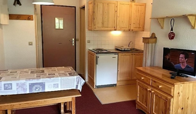 Appartement Les Menuires, 2 pièces, 4 personnes - FR-1-178-3