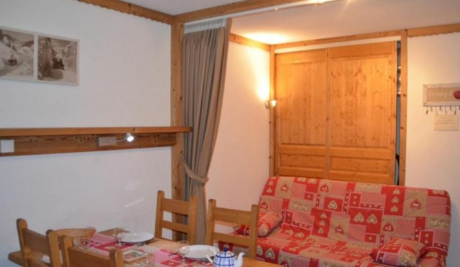 Studio Les Menuires, 1 pièce, 4 personnes - FR-1-452-142