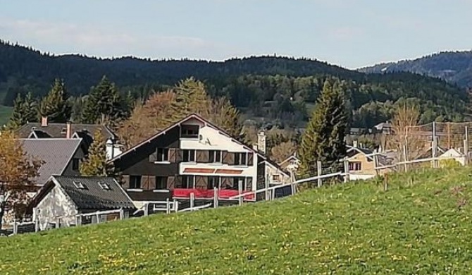 Hotel Au Feu De Bois