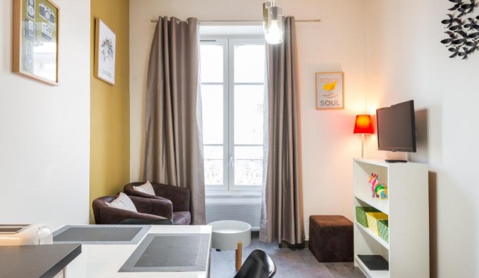 GuestReady - Gorgeous Duplex Studio in Central Lyon